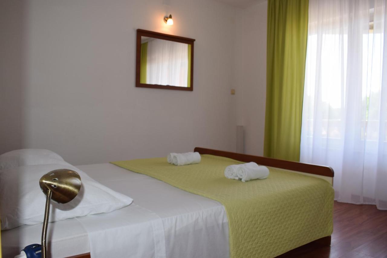 Apartment Danijela Vodice Esterno foto